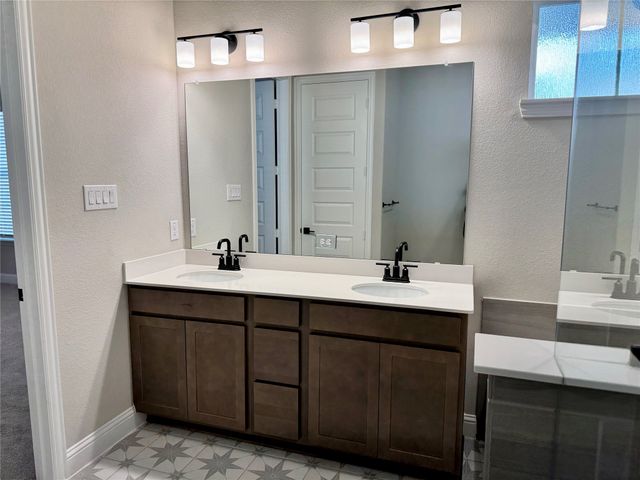 6257 Parker Boulevard, North Richland Hills, TX 76180