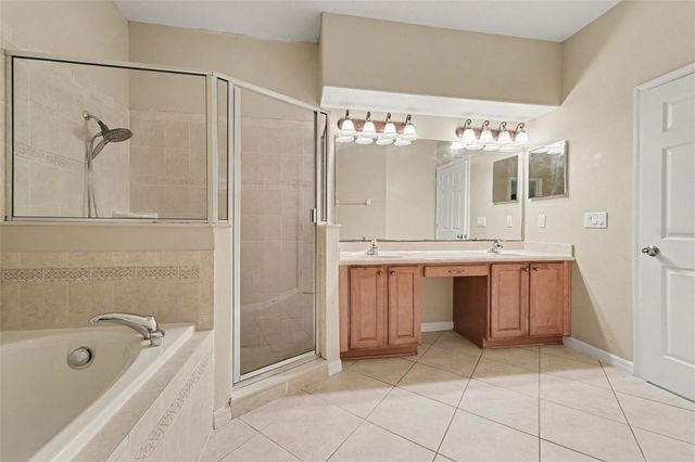 2056 CLAPPER TRAIL, Apopka, FL 32703