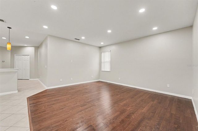 2056 CLAPPER TRAIL, Apopka, FL 32703