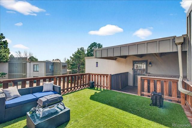 2525 S Dayton Way 2010, Denver, CO 80231
