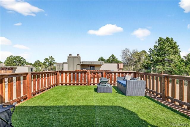 2525 S Dayton Way 2010, Denver, CO 80231