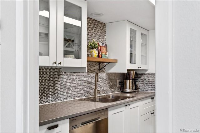 2525 S Dayton Way 2010, Denver, CO 80231