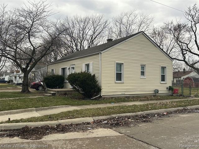 13723 Hendricks Avenue, Warren, MI 48089