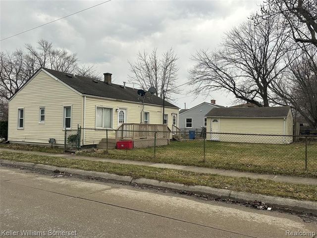 13723 Hendricks Avenue, Warren, MI 48089