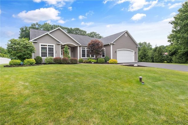 8519 Newbury Place, Clay, NY 13041