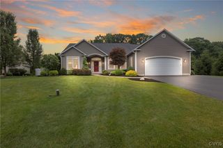 8519 Newbury Place, Clay, NY 13041