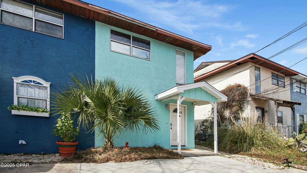 Image 5 of property listing at 628 W Caladium Circle A, Panama City Beach, FL 32413