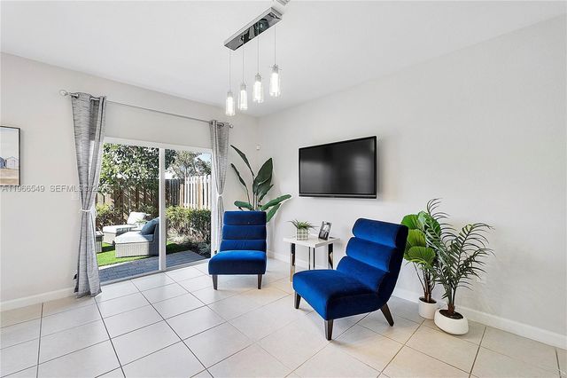 2361 NW 125th St, Miami, FL 33167