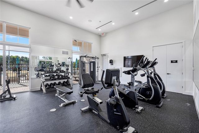 2361 NW 125th St, Miami, FL 33167