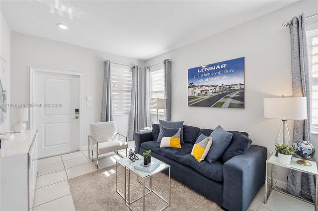 2361 NW 125th St, Miami, FL 33167