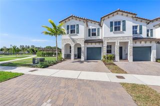 2361 NW 125th St, Miami, FL 33167