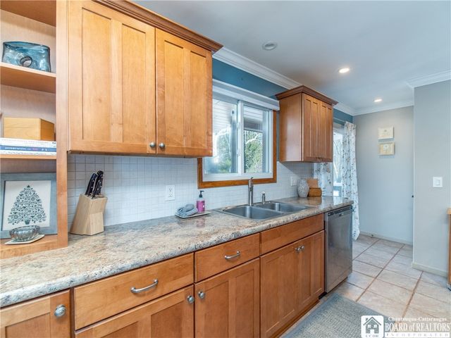 240 Summit Avenue, Jamestown, NY 14701