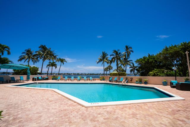 5200 N Flagler Drive 803, West Palm Beach, FL 33407