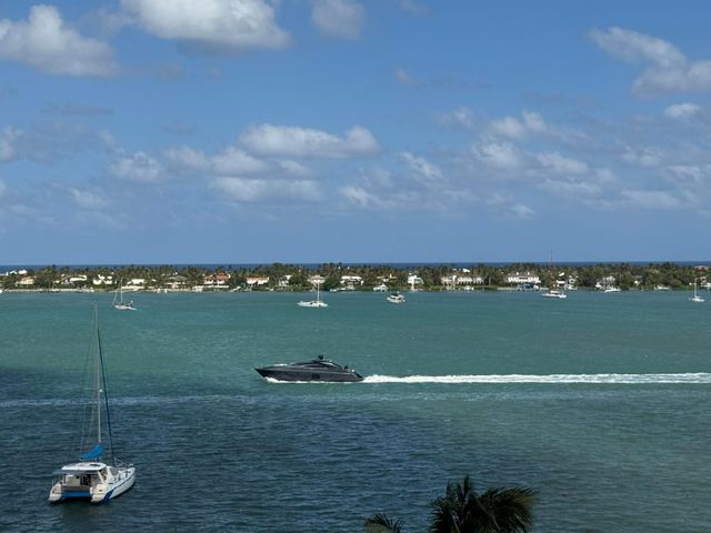 5200 N Flagler Drive 803, West Palm Beach, FL 33407