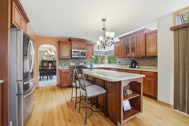 1399 Medinah Drive, Itasca, IL 60143
