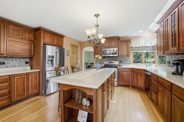 1399 Medinah Drive, Itasca, IL 60143