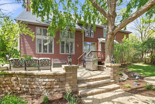 1399 Medinah Drive, Itasca, IL 60143