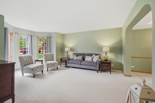 1399 Medinah Drive, Itasca, IL 60143