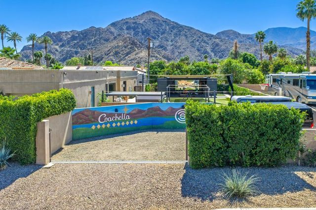 78745 Avenue La Jarita, La Quinta, CA 92253
