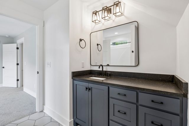 324 Crescent Rd, Murfreesboro, TN 37128