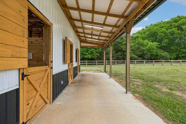324 Crescent Rd, Murfreesboro, TN 37128