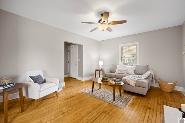 310 S 6th Street, Murray, KY 42071