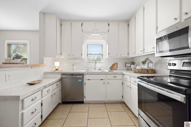 310 S 6th Street, Murray, KY 42071