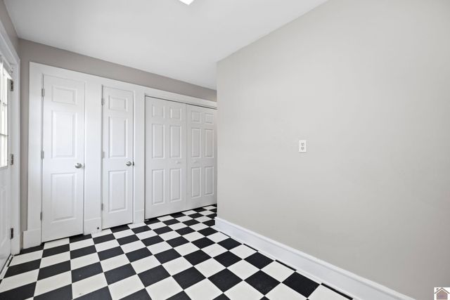 310 S 6th Street, Murray, KY 42071