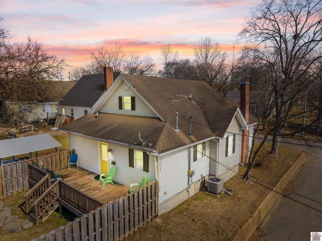 310 S 6th Street, Murray, KY 42071