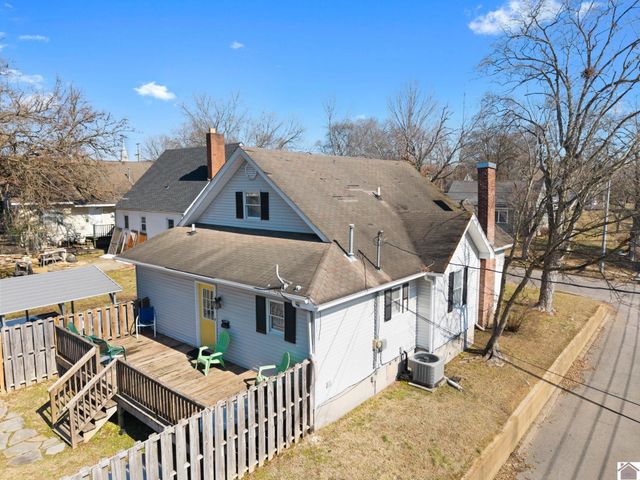 310 S 6th Street, Murray, KY 42071