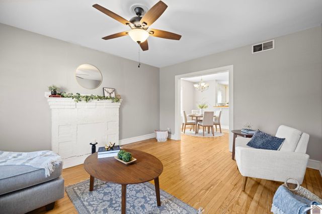 310 S 6th Street, Murray, KY 42071