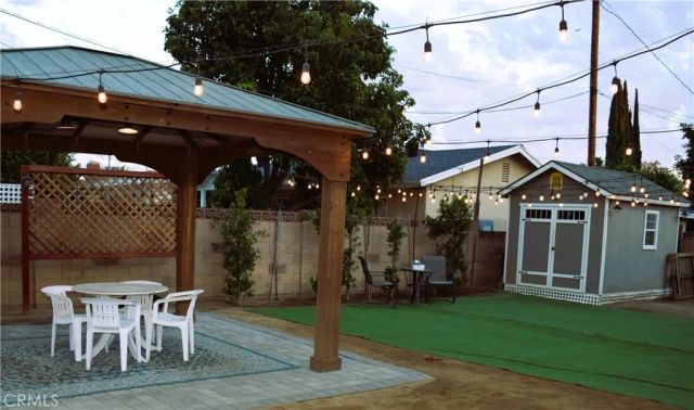 8410 Beckford, Northridge, CA 91324