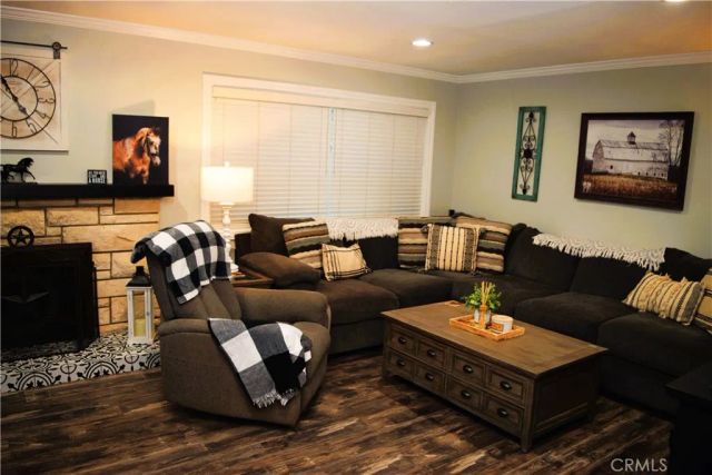8410 Beckford, Northridge, CA 91324