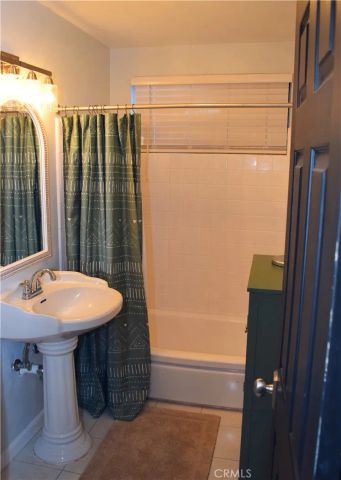 8410 Beckford, Northridge, CA 91324