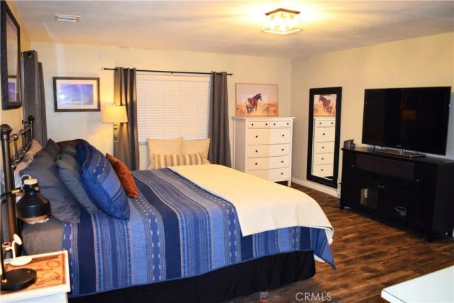 8410 Beckford, Northridge, CA 91324