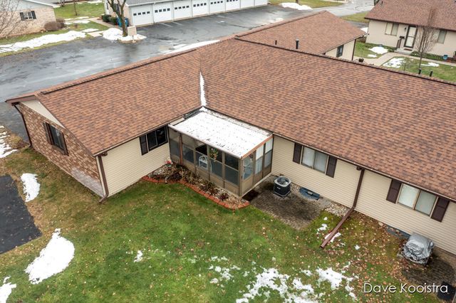 5064 Green Meadow Road, Kalamazoo, MI 49009