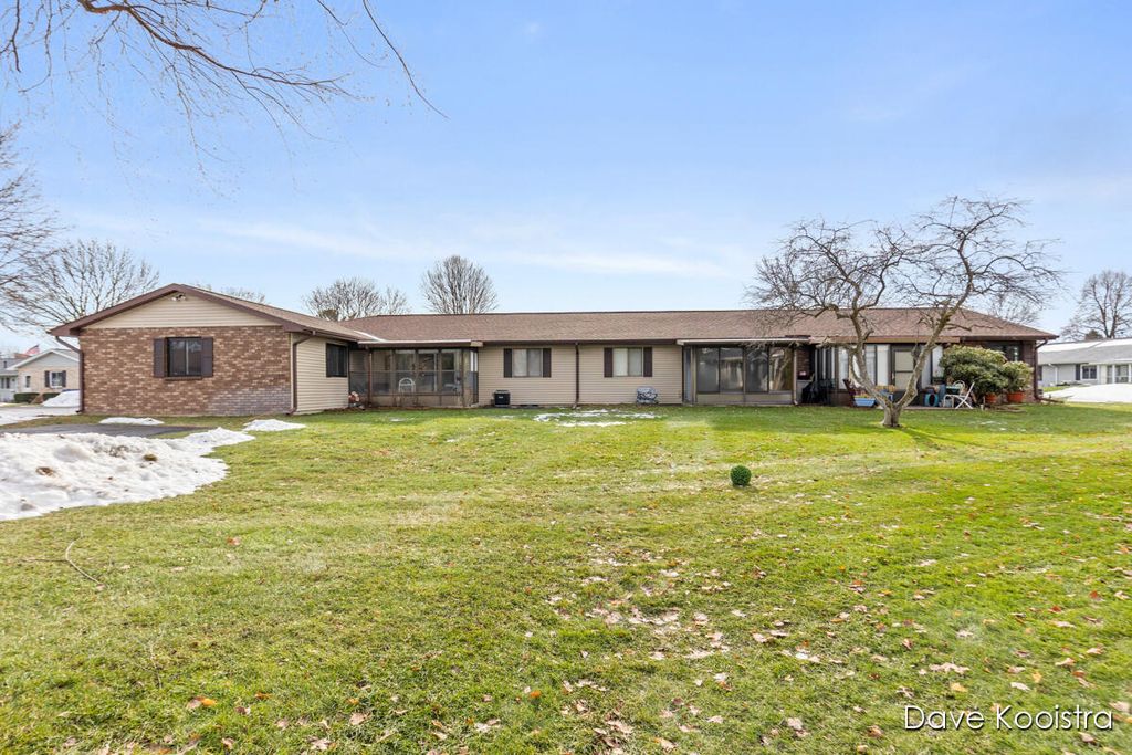 5064 Green Meadow Road, Kalamazoo, MI 49009