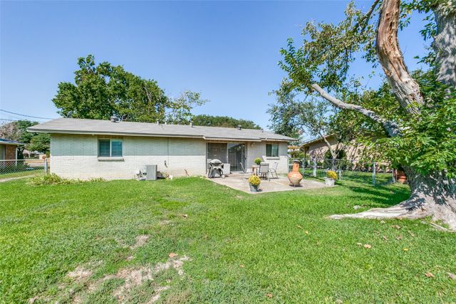 1912 Greenhaven Drive, Richardson, TX 75080