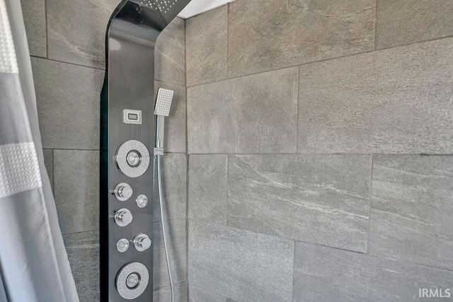 7318 N Red Hill Road, Ellettsville, IN 47429