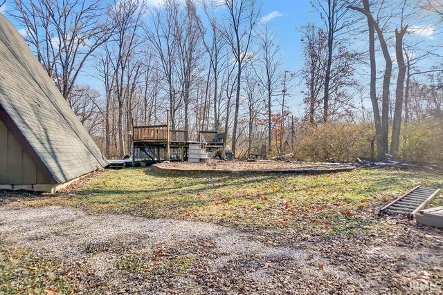 7318 N Red Hill Road, Ellettsville, IN 47429