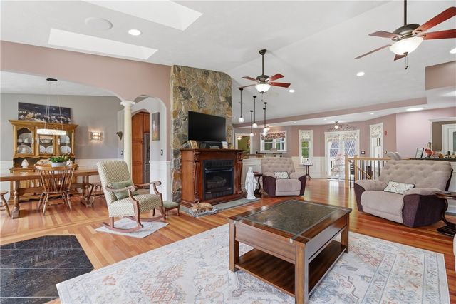 304 Gauthier Drive, Woonsocket, RI 02895