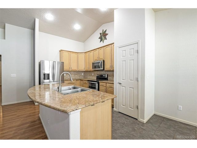 1137 S Coolidge Cir, Aurora, CO 80018