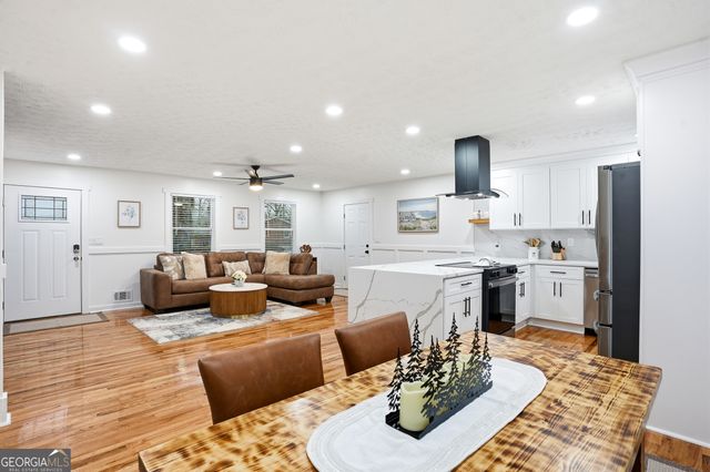 612 Mincey Woods Court, Stone Mountain, GA 30087