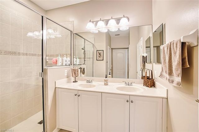 3111 Cottonwood BEND # 1704, Fort Myers, FL 33905