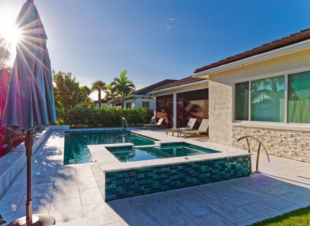 12144 Waterstone Circle, Palm Beach Gardens, FL 33412