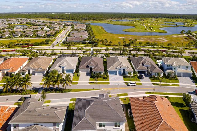 12144 Waterstone Circle, Palm Beach Gardens, FL 33412