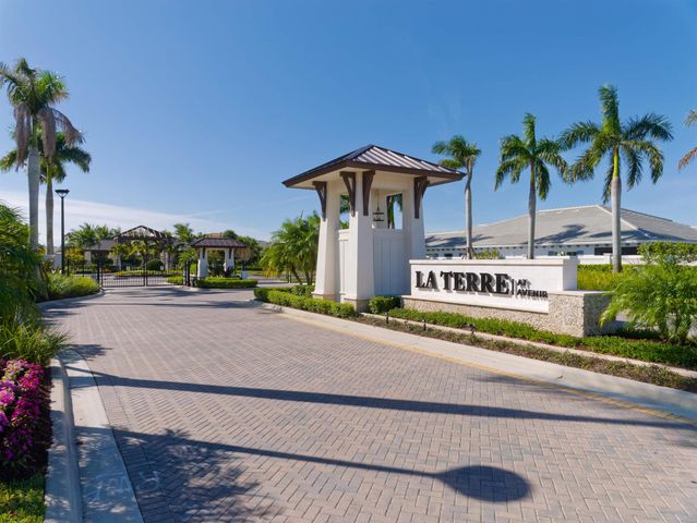 12144 Waterstone Circle, Palm Beach Gardens, FL 33412