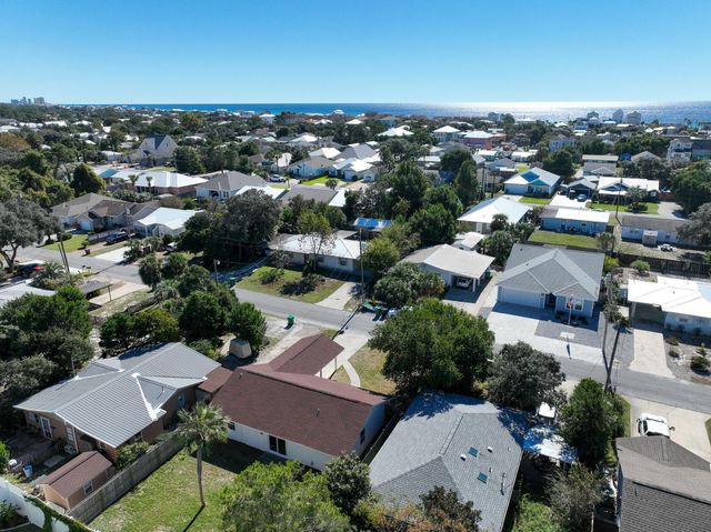 21810 Marlin Avenue, Panama City Beach, FL 32413