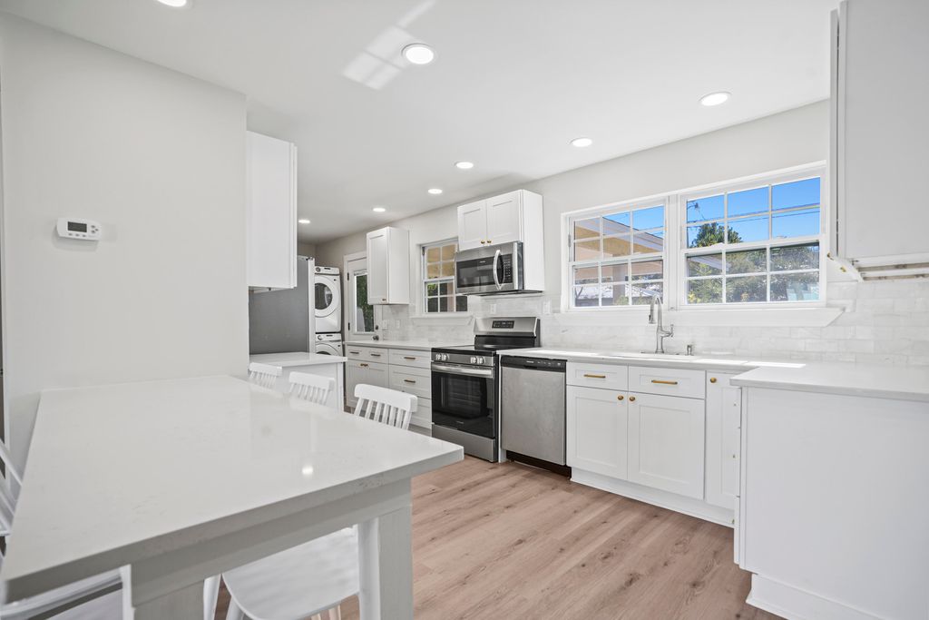 21810 Marlin Avenue, Panama City Beach, FL 32413