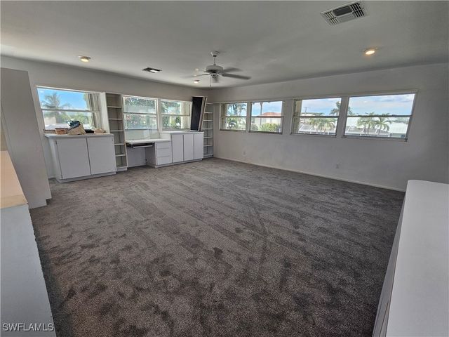 5622 Deauville CT, Cape Coral, FL 33904